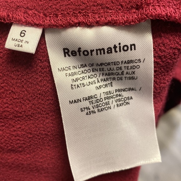 Reformation | Maria MIDI Skirt In Maroon With Slit In Back Size 6 - Picture 3 of 6